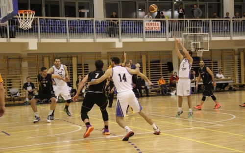 A vártnál simábban győztünk a Győr ellen image 22 kosar-meccs_es_tanc_fellepes_torokbalint-2016.01.16_152.jpg