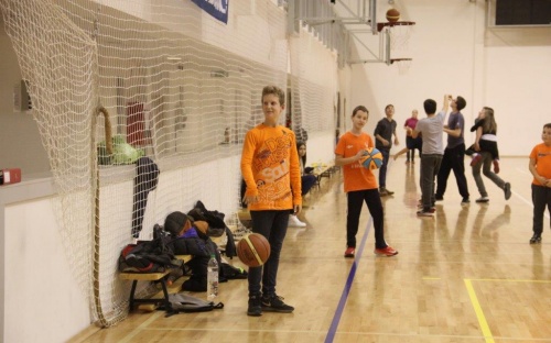 A vártnál simábban győztünk a Győr ellen image 42 kosar-meccs_es_tanc_fellepes_torokbalint-2016.01.16_185.jpg